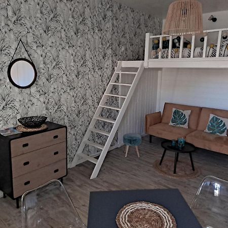 ロシュフォールStudio Renove Et Patio Pour Veloアパートメント エクステリア 写真